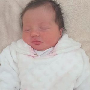 MARIANA MENEZES THOMAS MARIANA MENEZES THOMAS